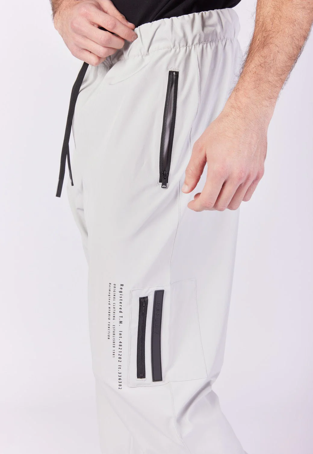 מכנסיים טרנינג ארוכים מבד ניילון גברים - Image 4