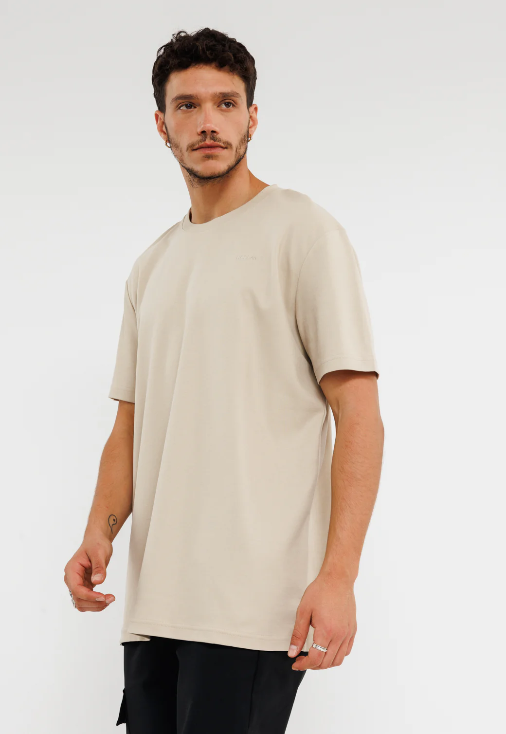 טי שירט קצרה גברים - Image 5