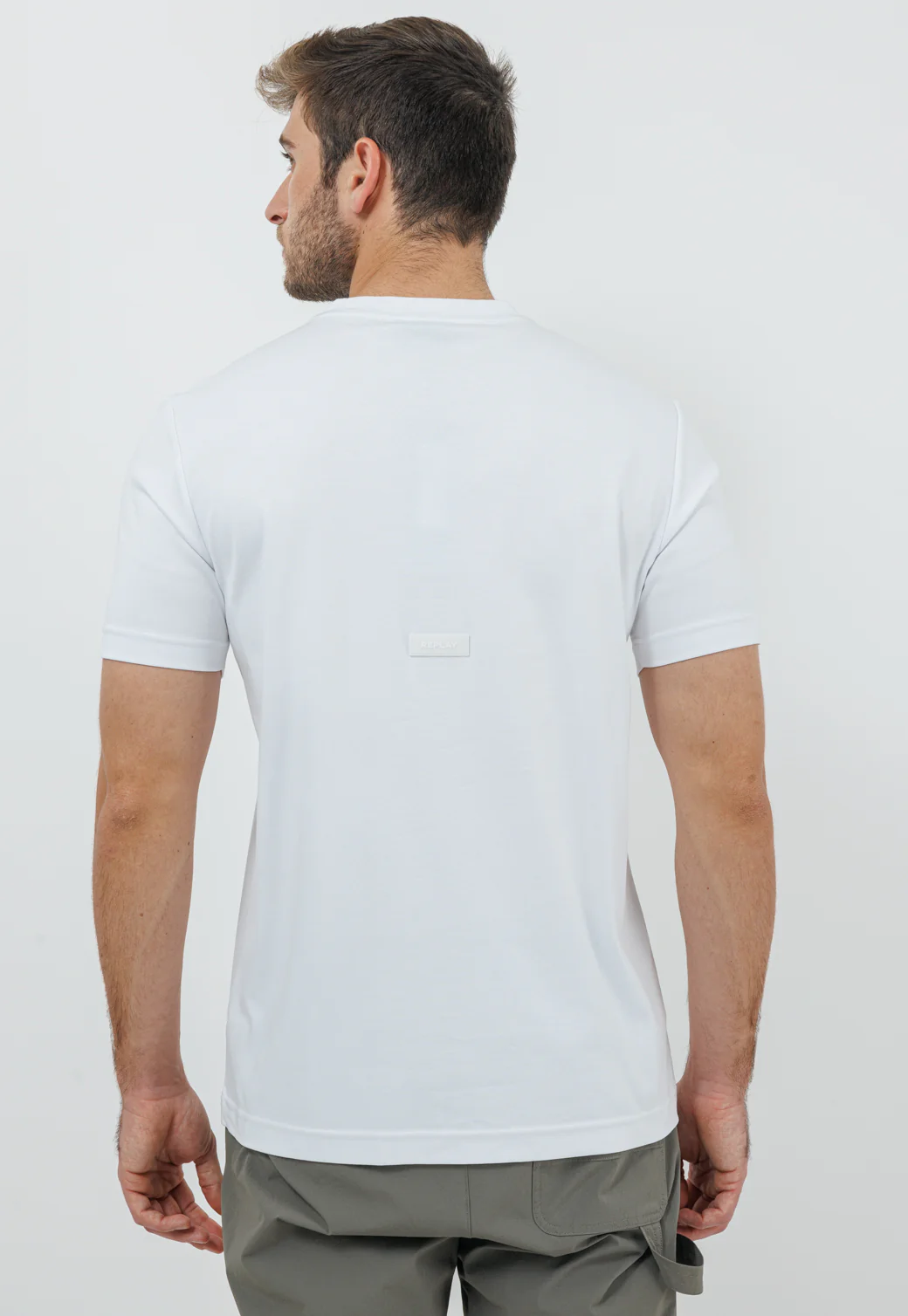 טי-שירט לגברים בצבע לבן - Image 3